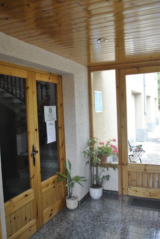 Hostal El Violi Cardona Exteriör bild
