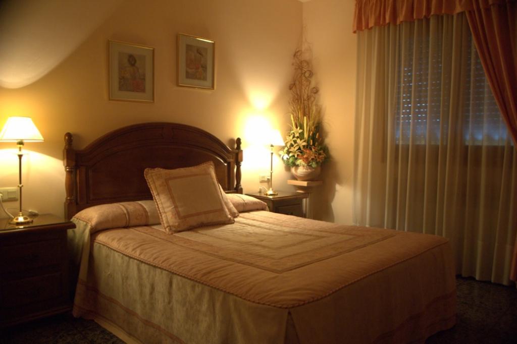 Hostal El Violi Cardona Rum bild